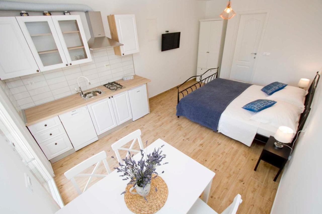 Apartmani Rustica Drasnice Exterior photo
